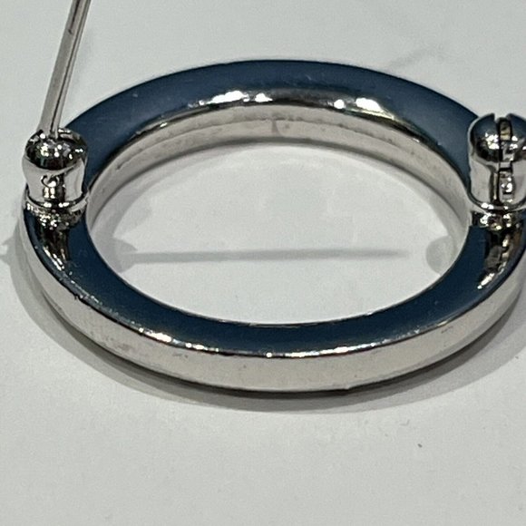 Vintage Unbranded Silver Toned Rhinestone Circle Scarf Pin Brooch - Picture 10 of 11